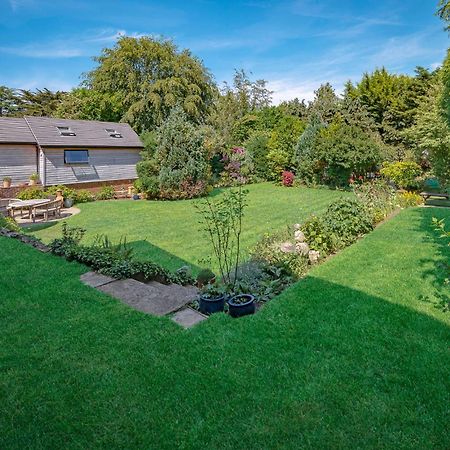 Hotel Westleigh Ashtead Zewnętrze zdjęcie
