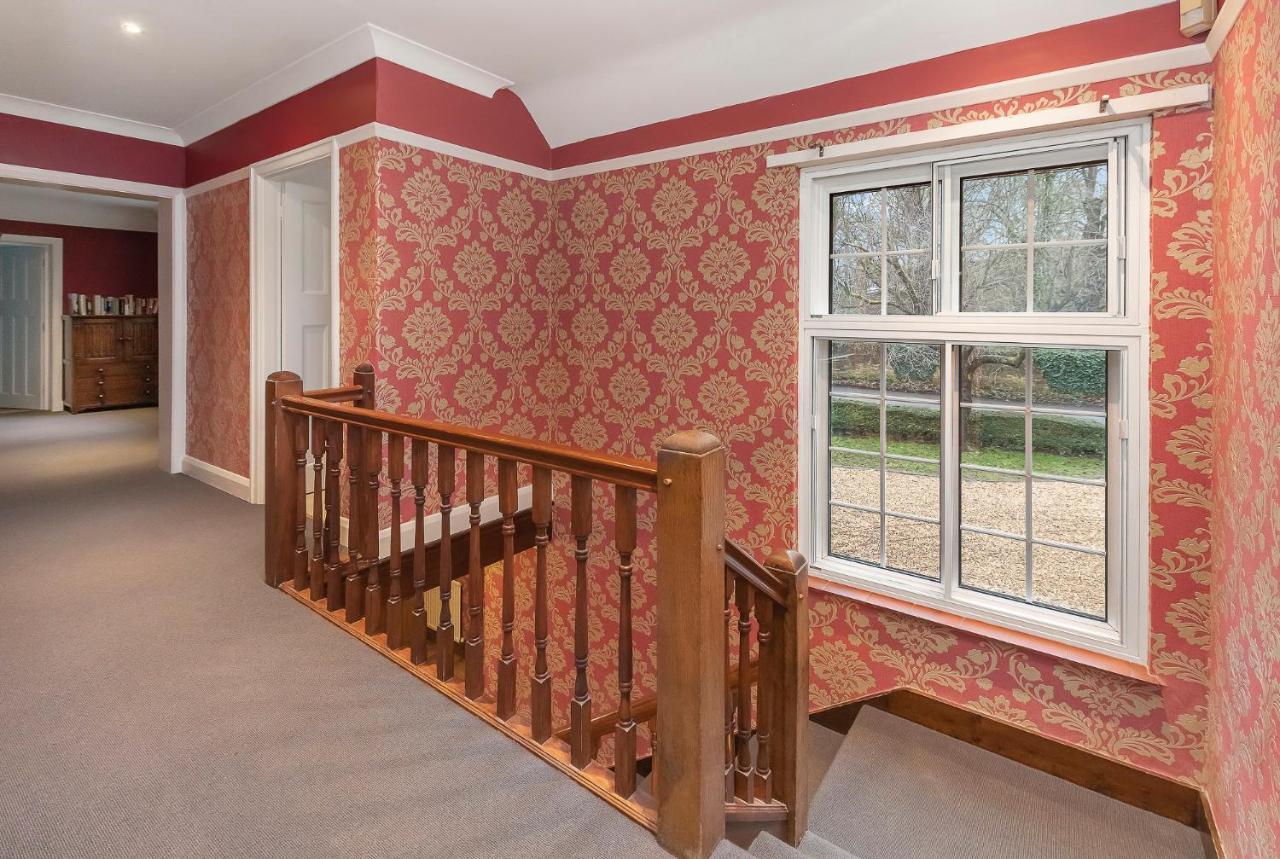Hotel Westleigh Ashtead Zewnętrze zdjęcie